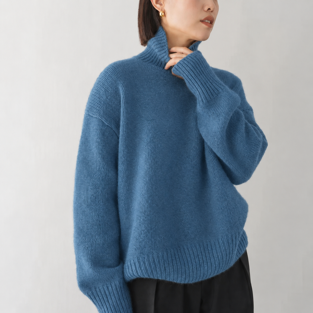BARBARA™ | MAGLIONE IN SIMIL CACHEMIRE COLLO ALTO