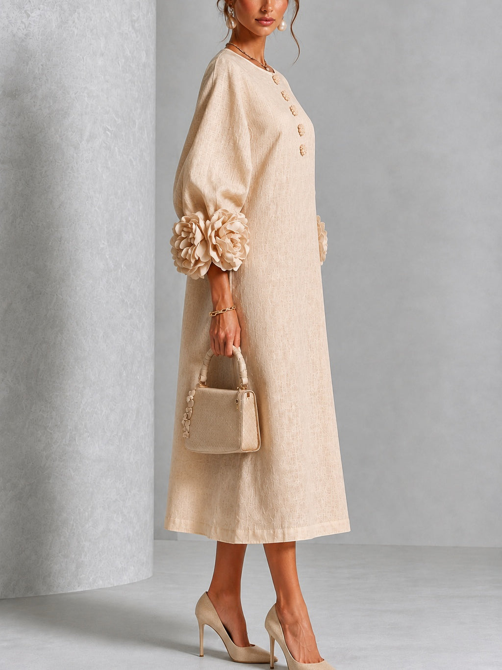 ARIANNA™ | ABITO MIDI FLOREALE CON BOTTONI E POLSINI SCULTOREI