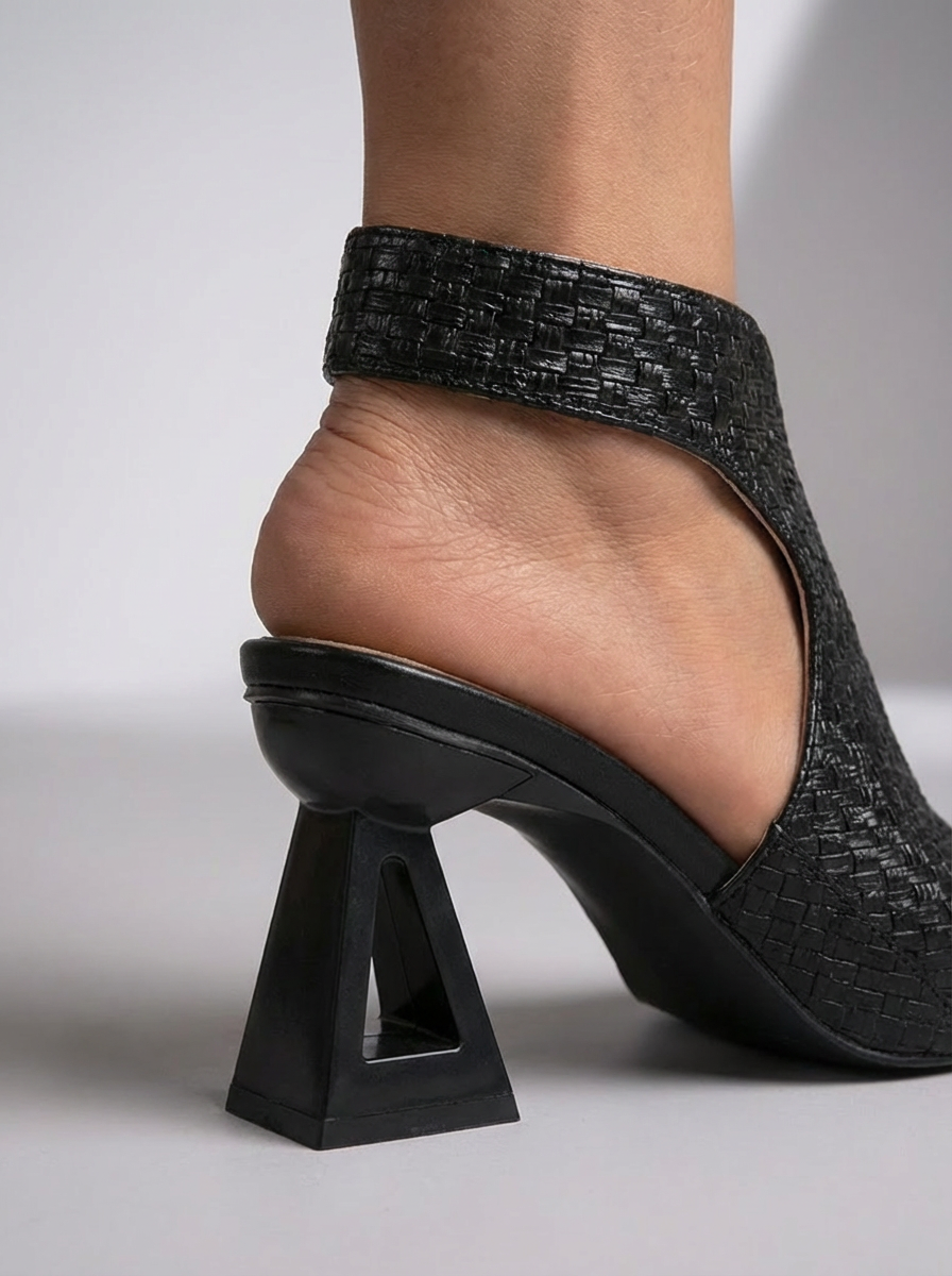 ALESSIA™ | SANDALI INTRECCIATI CON TACCO ELEGANTE